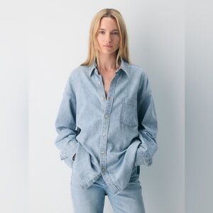 Aritzia Denim Forum The '80s Comfy Denim Shirt - M